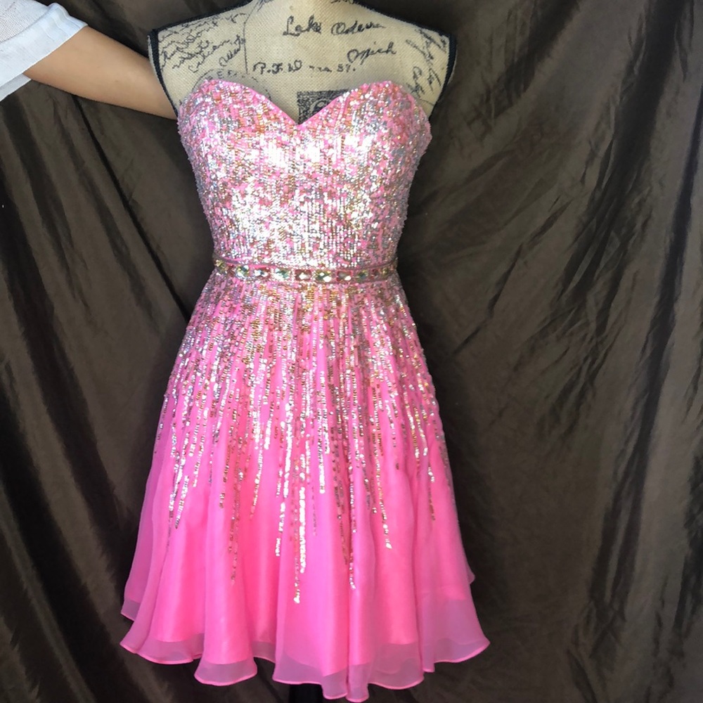 💥ACCEPTING OFFERS💥Sheri Hill Dress
